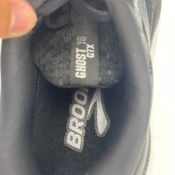 Brooks Black Running Shoes - Picture 5 of 7
